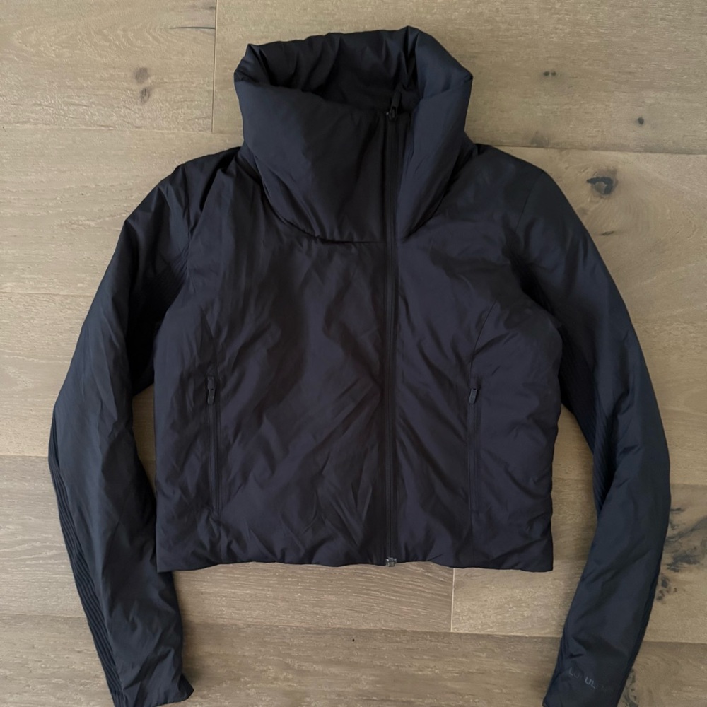 lululemon athletica Midnight Black Puffer Jacket